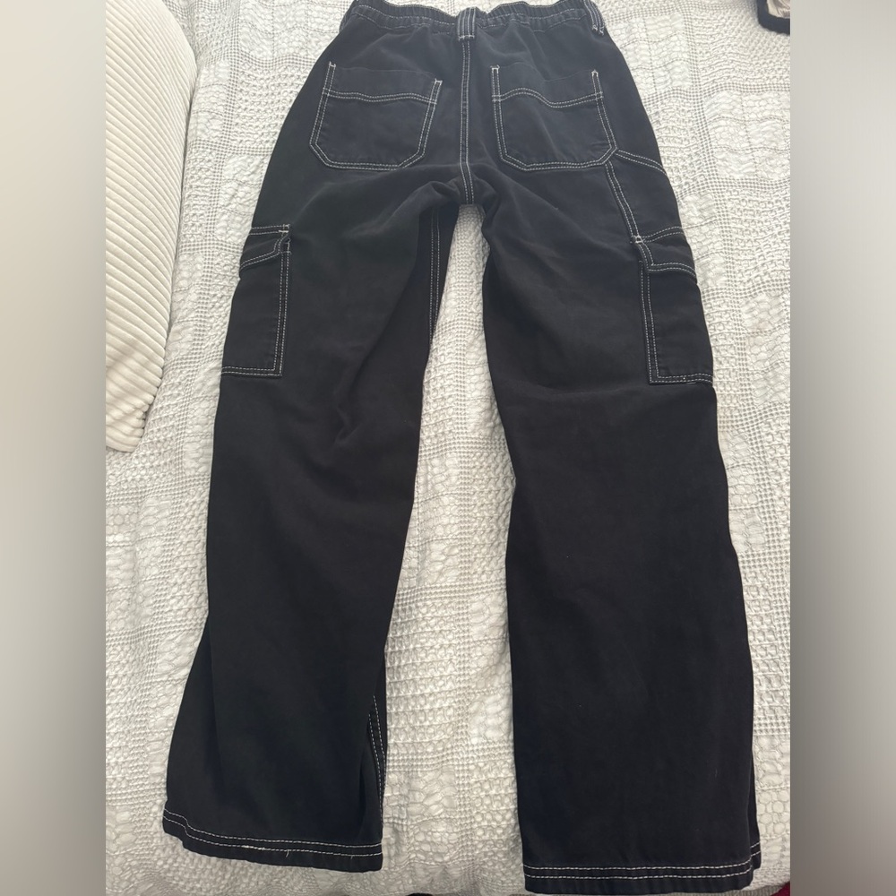 Urban outfitters bdg cargo jeans size 26 black.